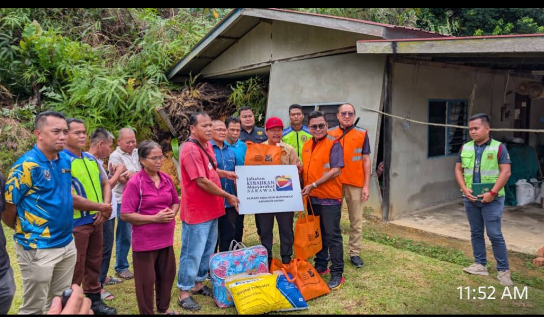 ADUN Tebedu Tinjau Keadaan Mangsa Banjir Kilat & Tanah Runtuh