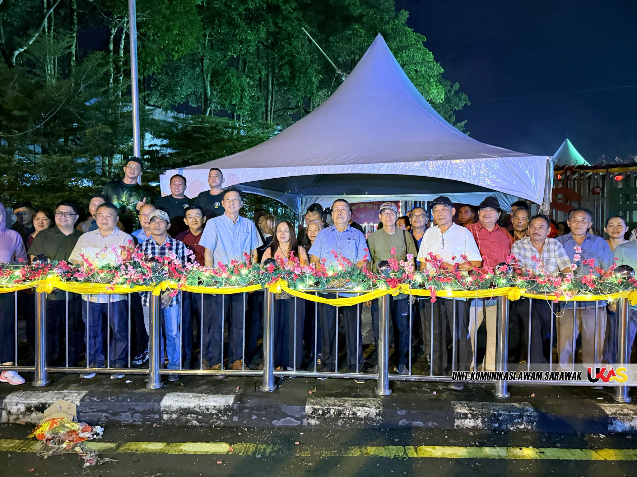 Lantern Installation Brightens Serian Community Park Ahead Of Festive Season